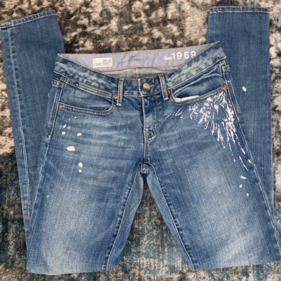 GAP Light Wash Skinny Jeans - Picture 1 of 4
